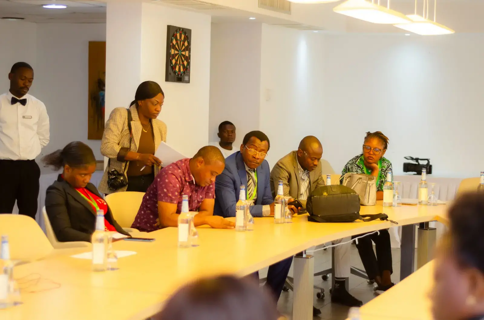 Panelists and attendees at the documentary screening of At the Heart of Artisanal Timber Exploitation in the Congo Basin in Kinshasa during the 20th meeting of the Congo Basin Forest Partnership. Image courtesy of Afy Malungu. DRC, 2024.